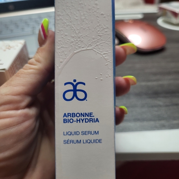 Arbonne Other - Arbonne liquid serum